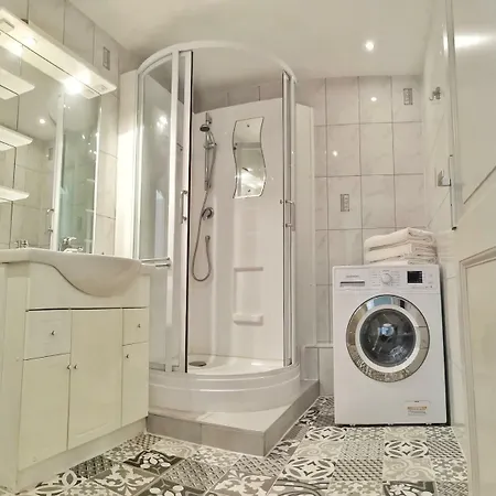 Chez Charlie - Centre - 2 Pieces קולמר